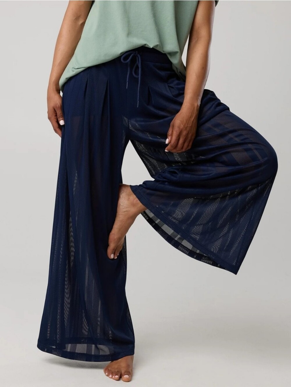Nwt OFFLINE By Aerie Mesh Super Wide Leg High Waist Pant